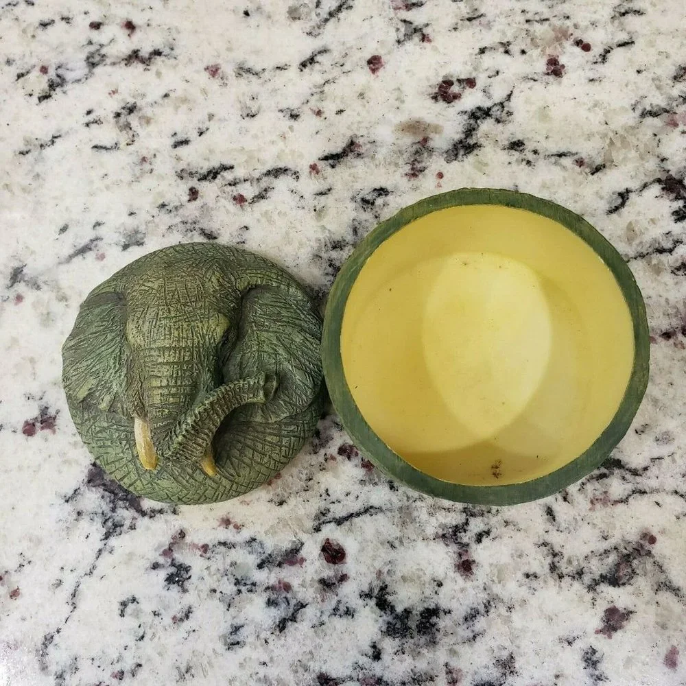 Vintage Resin Elephant Head Round Trinket Box